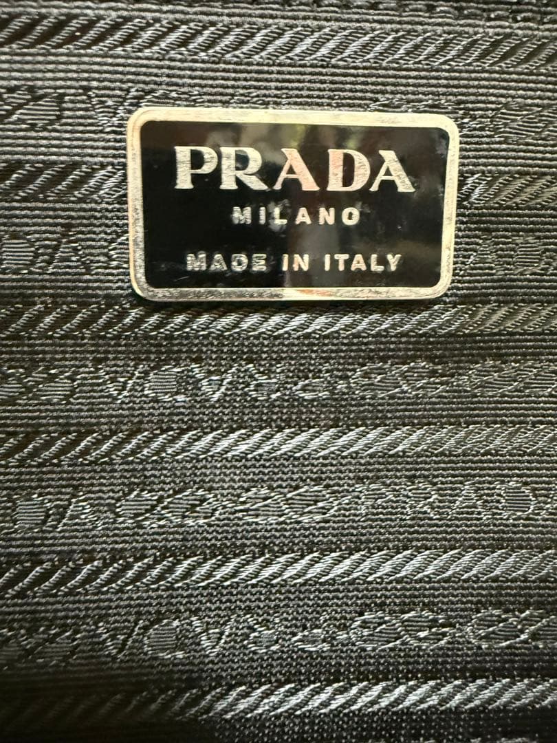 さ*た様 【正規品】プラダ PRADA キャリーケース 黒 ラスト一個