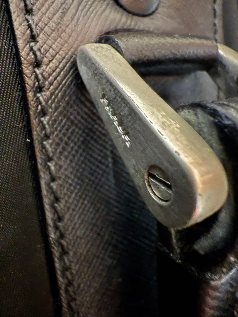 さ*た様 【正規品】プラダ PRADA キャリーケース 黒 ラスト一個