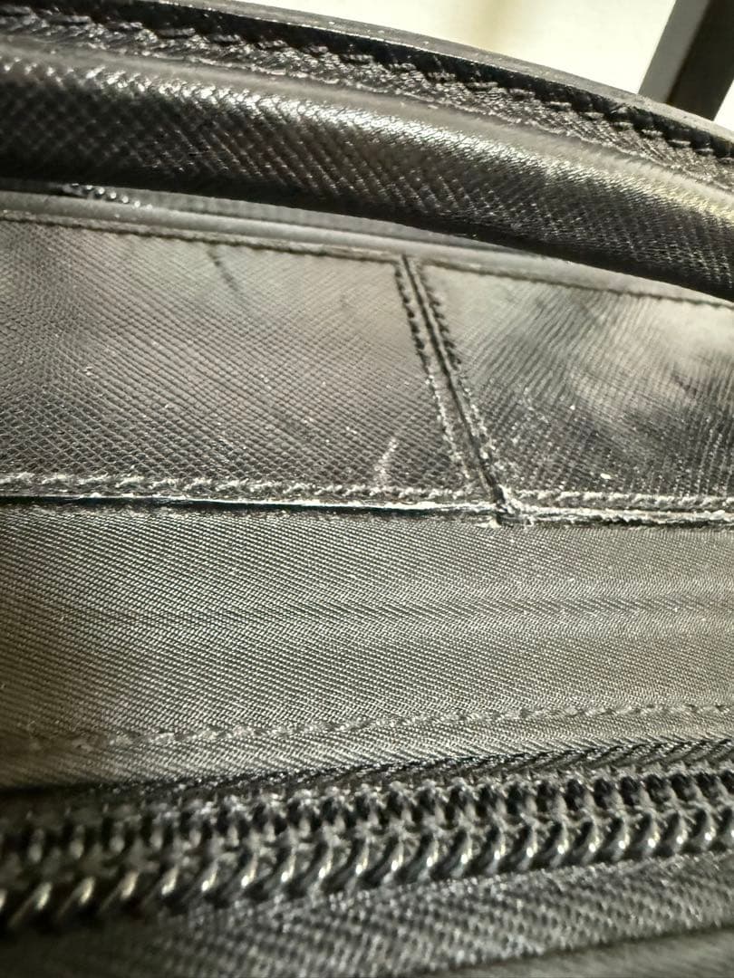 さ*た様 【正規品】プラダ PRADA キャリーケース 黒 ラスト一個