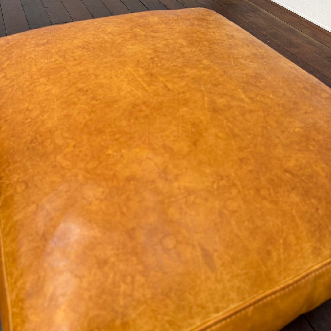 H110K12b ACME Furniture FRESNO オットマン