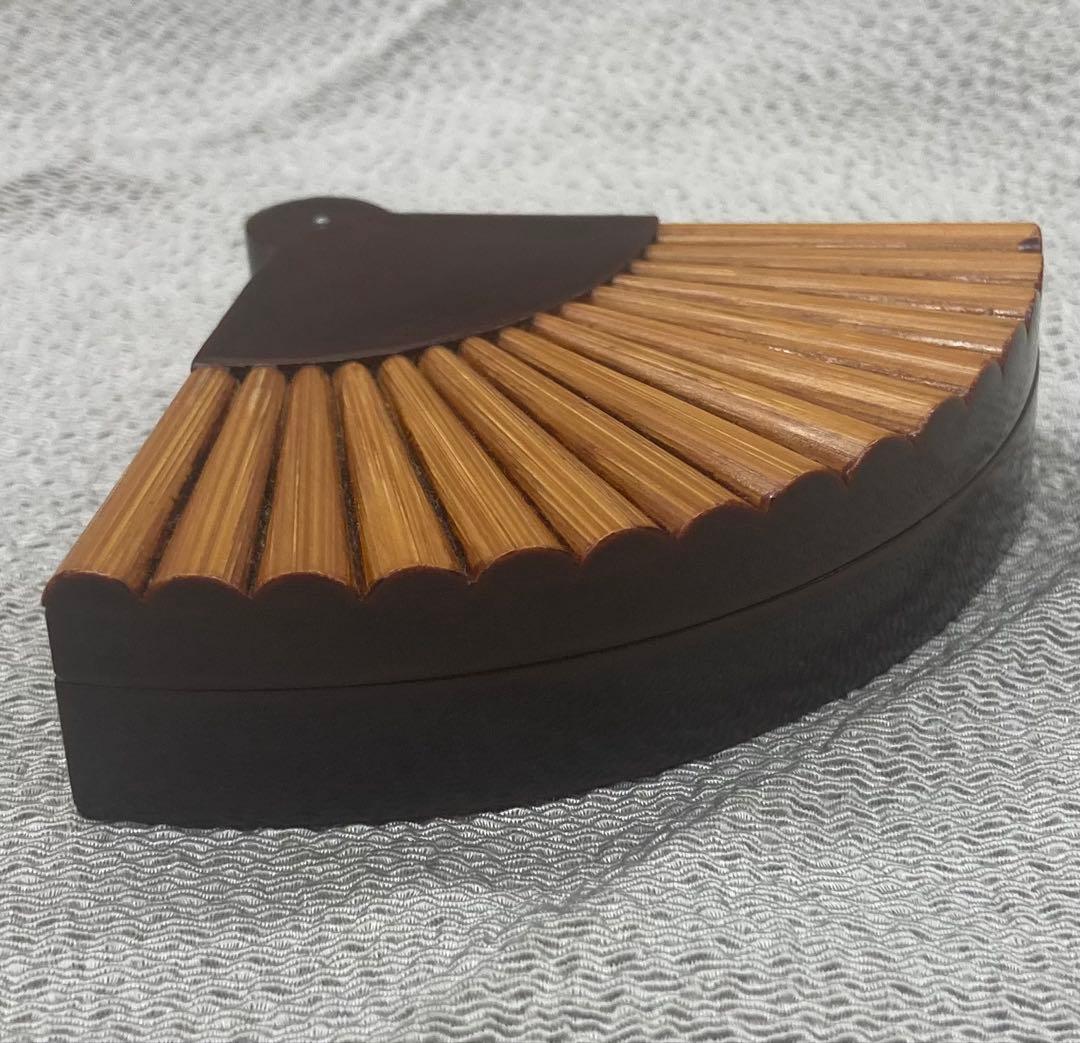 B435b「而妙斎好 竹張扇面香合」鈴木光入作　共箱　平安　香道具　茶道具