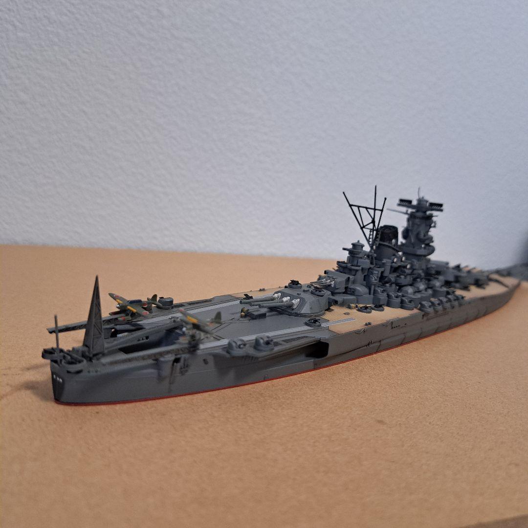 戦艦大和完成品　タミヤ1/700 ウォーターライン完成品
