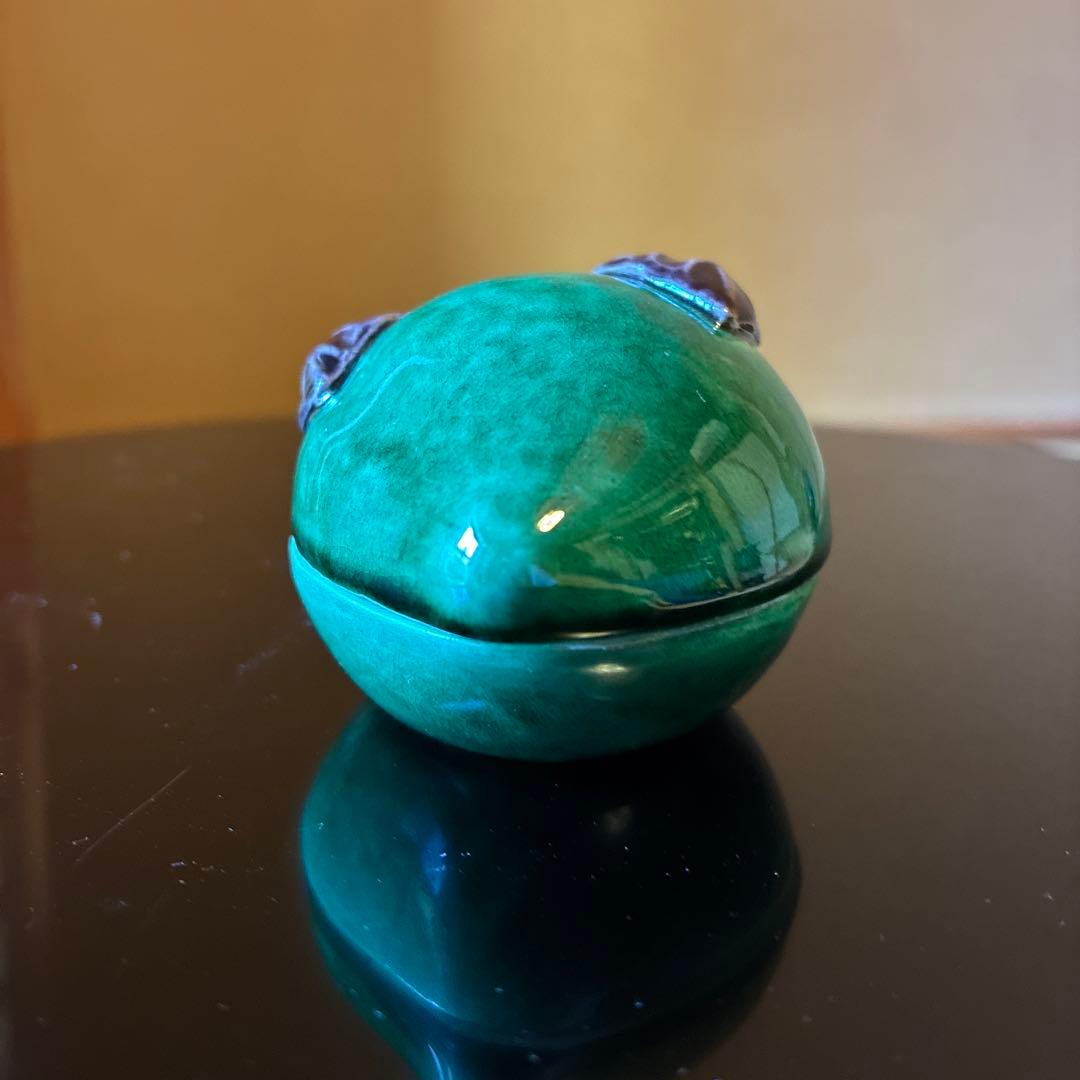 茶道　香合　\"桃\" 交趾