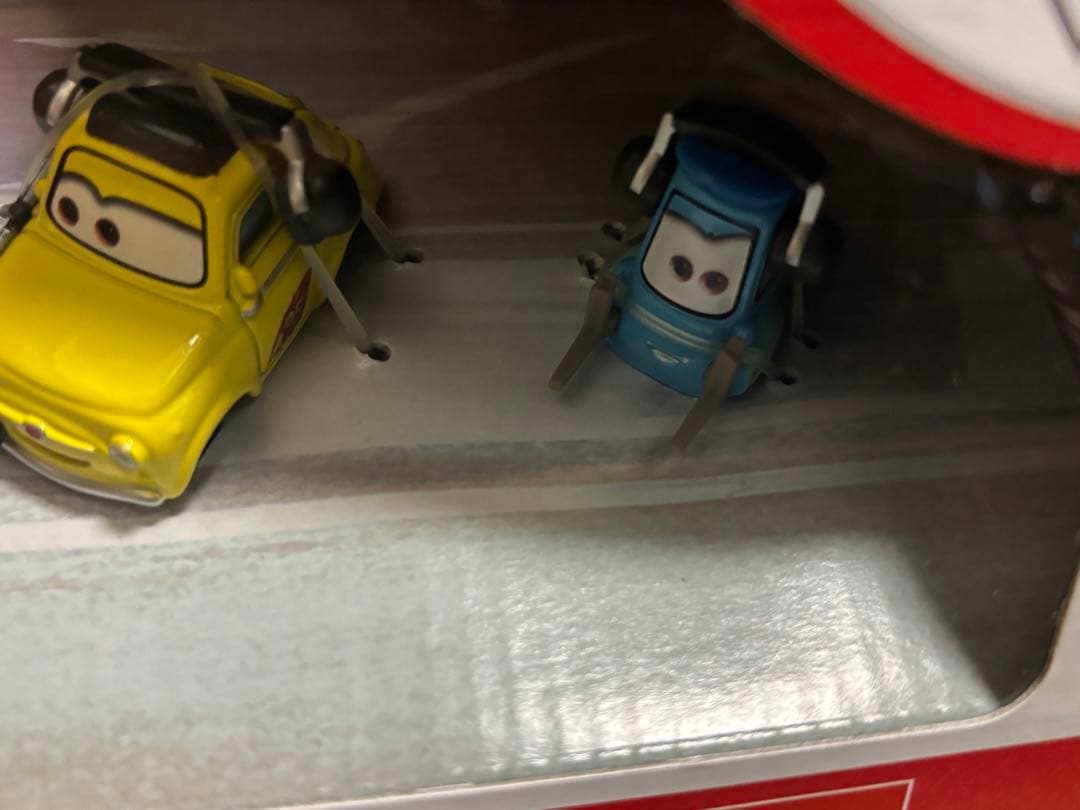 tokyo race pit crew 5台セット　カーズ　マテル