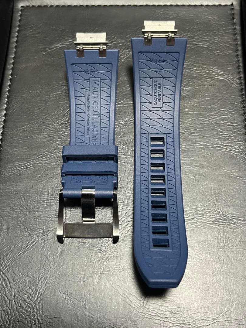 モーリスラクロア　アイコン　42㎜　ラバーベルト　純正　ブルー　尾錠付き