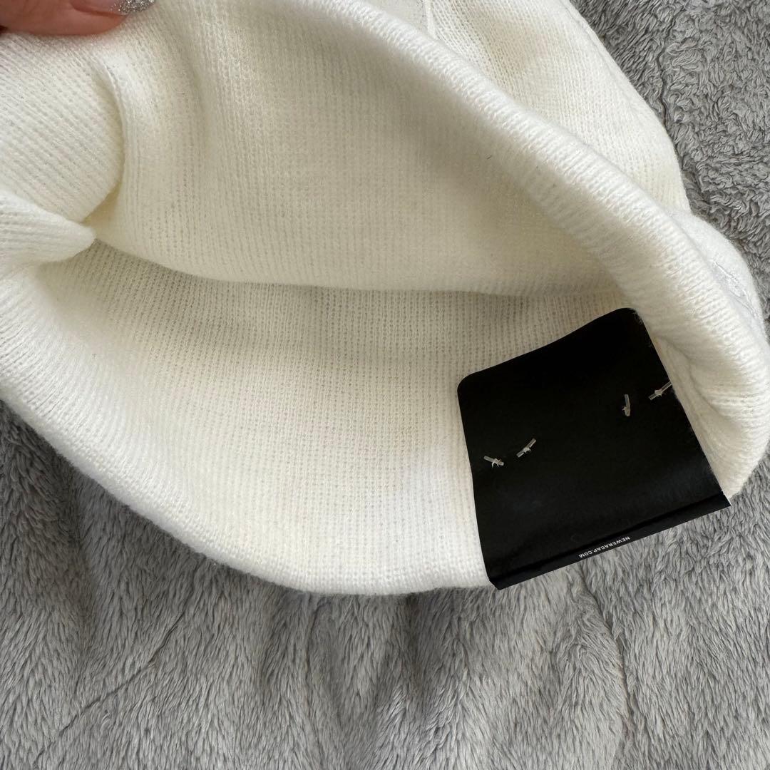 新品 supreme ニット帽 スワロフスキー