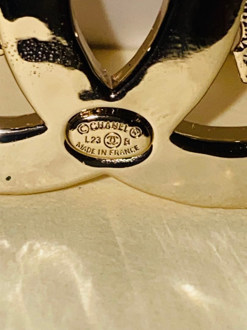 コ*G様 CHANEL ブローチ