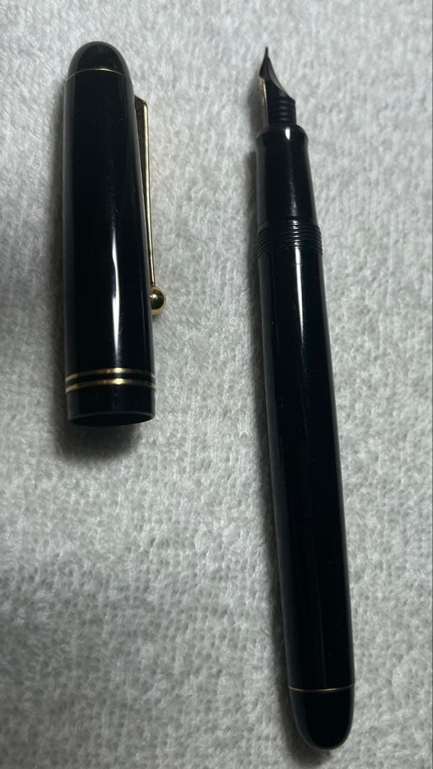 Pilot 万年筆　　廃版Custom カスタム 67 黒軸 14k 585