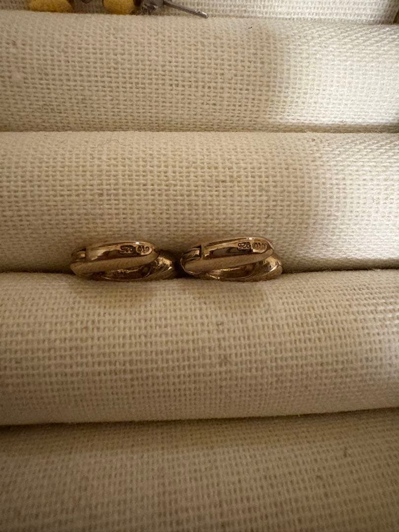 eteロウハグピアス