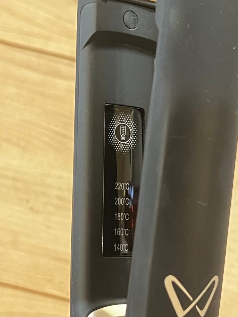 絹女　KINUJO ストレートアイロン