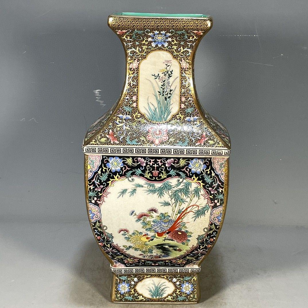 清乾隆琺瑯彩花鳥図紋四方賞瓶 景徳鎮 陶磁器 装飾品 工芸品 美術品 置物