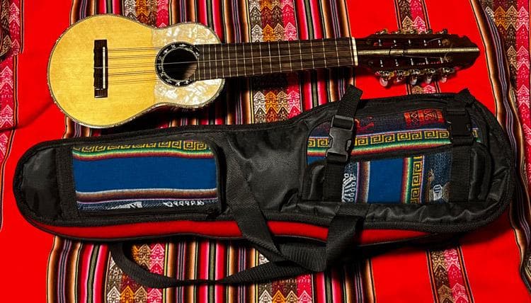 CHARANGO ・チャランゴ ボリビア