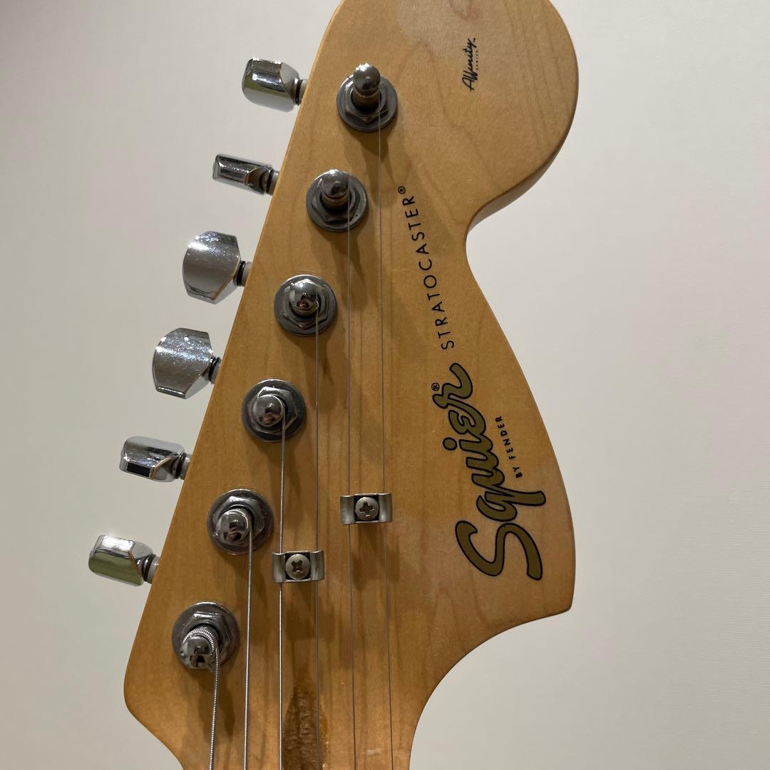 希少カラーSquier affinity ストラトキャスター　シルバー