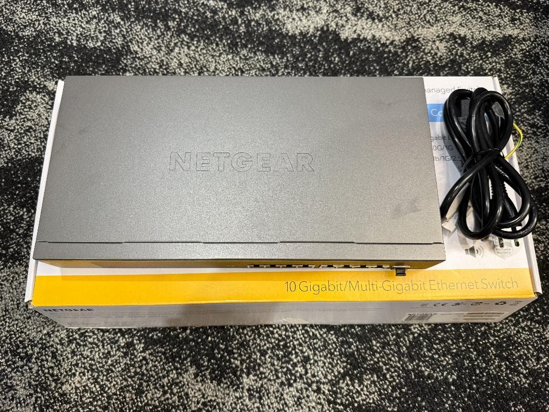 XS508M-100AJS 10G/マルチギガ8ポート アンマネージスイッチ