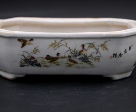 パステルカラーのオシドリの絵植木鉢の中古品アンティークコレクション装飾植物の置物