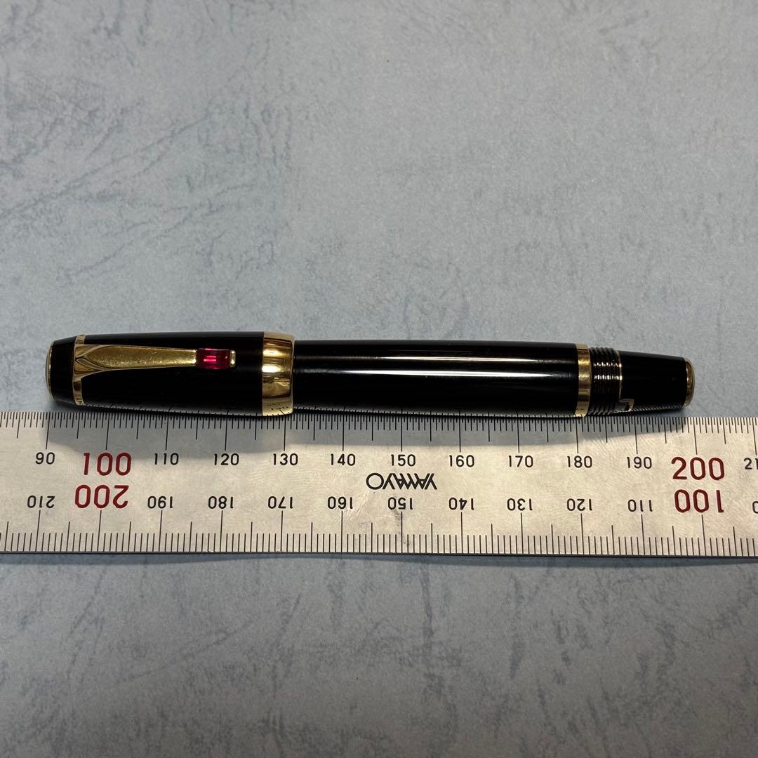 週末特価　Mont Blanc ボエム　万年筆　ペン先１４Ｋ