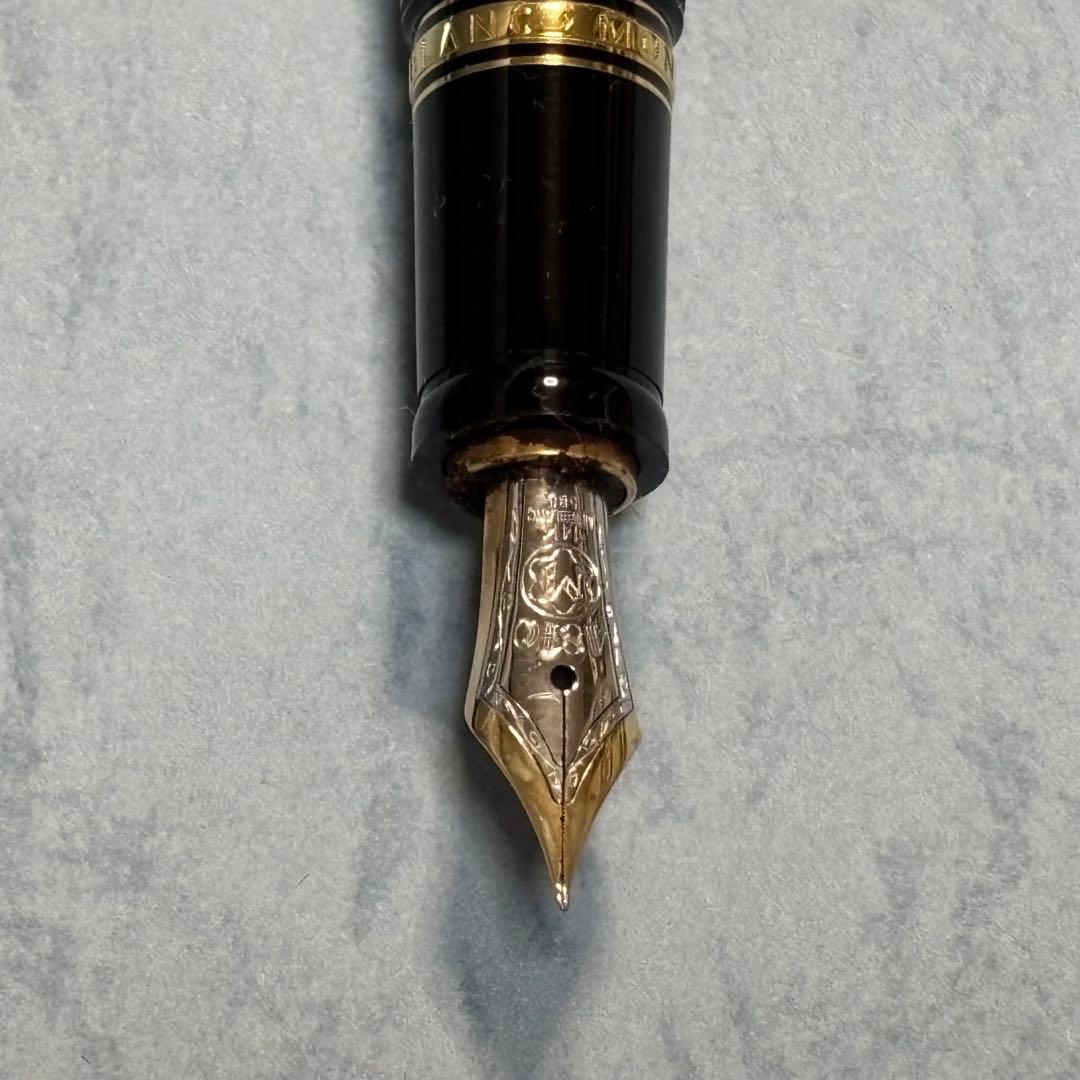 週末特価　Mont Blanc ボエム　万年筆　ペン先１４Ｋ