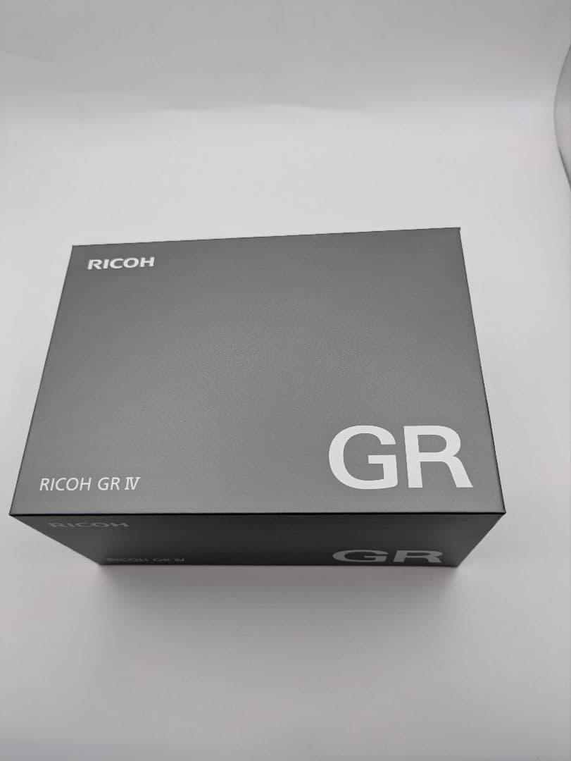 【新品未使用／メーカー保証1年】RICOH GR IV（GR4）