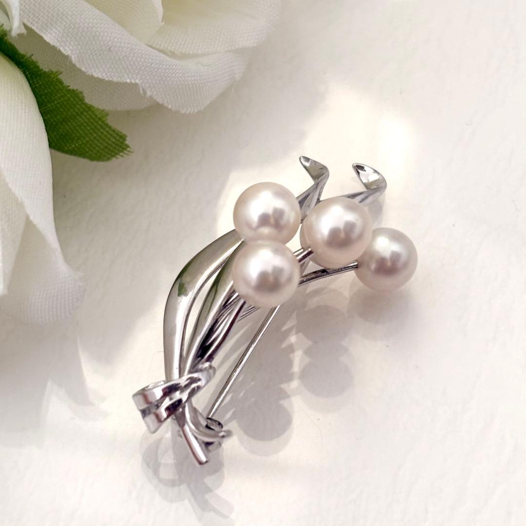 061【ミキモト】シルバー　パール　ブローチ　花束