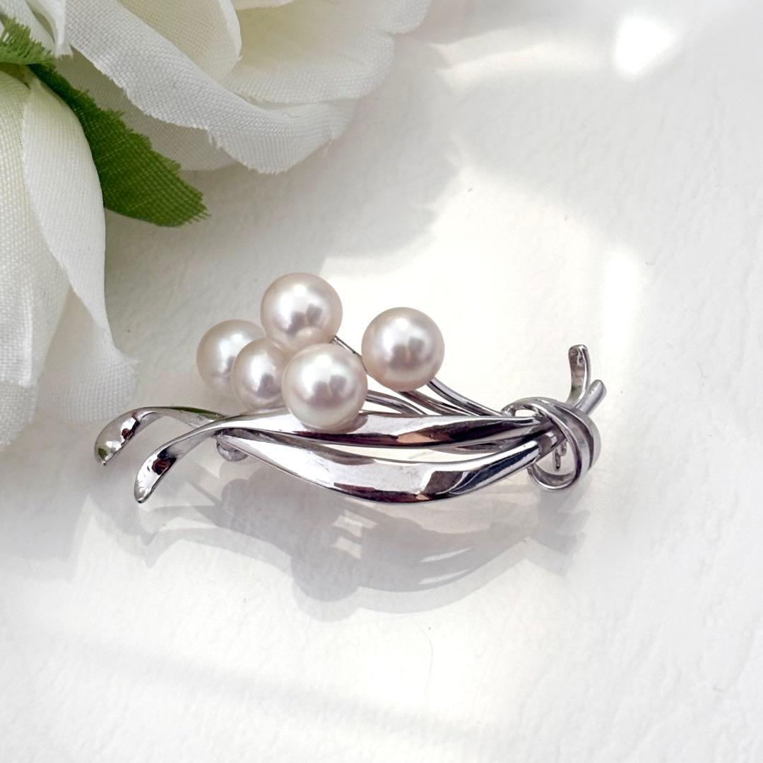 061【ミキモト】シルバー　パール　ブローチ　花束
