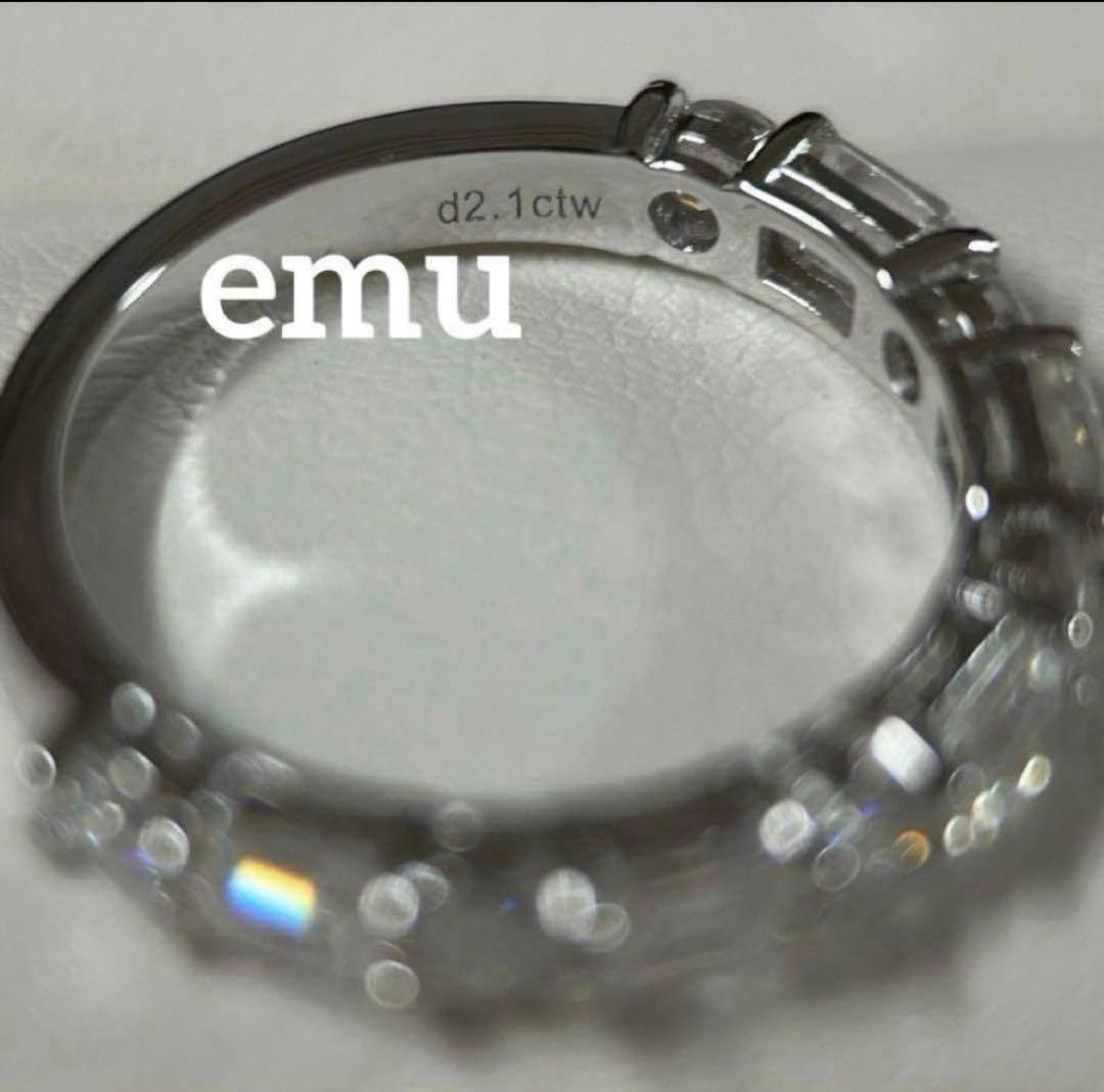 最高級モアサナイト/ ラウンドカット＆エメラルドカット ハーフエタニティリング