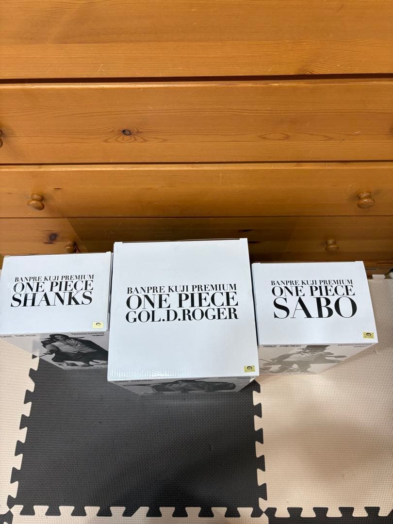 ワンピース バンプレくじ　シャンクス ロジャー サボ　3体セット　A賞　開封