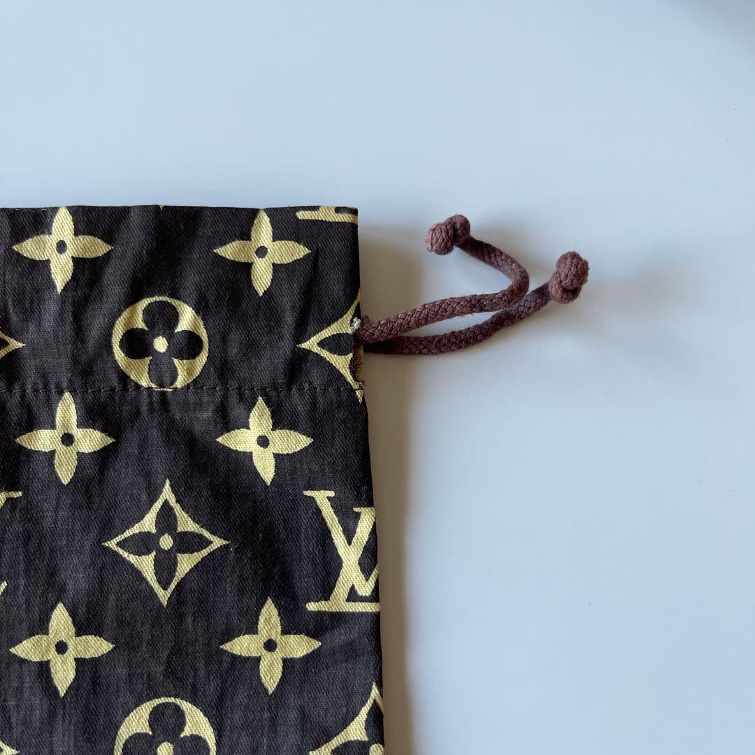 Louis Vuitton 旅行用布製靴収納袋　シューキーパー付き