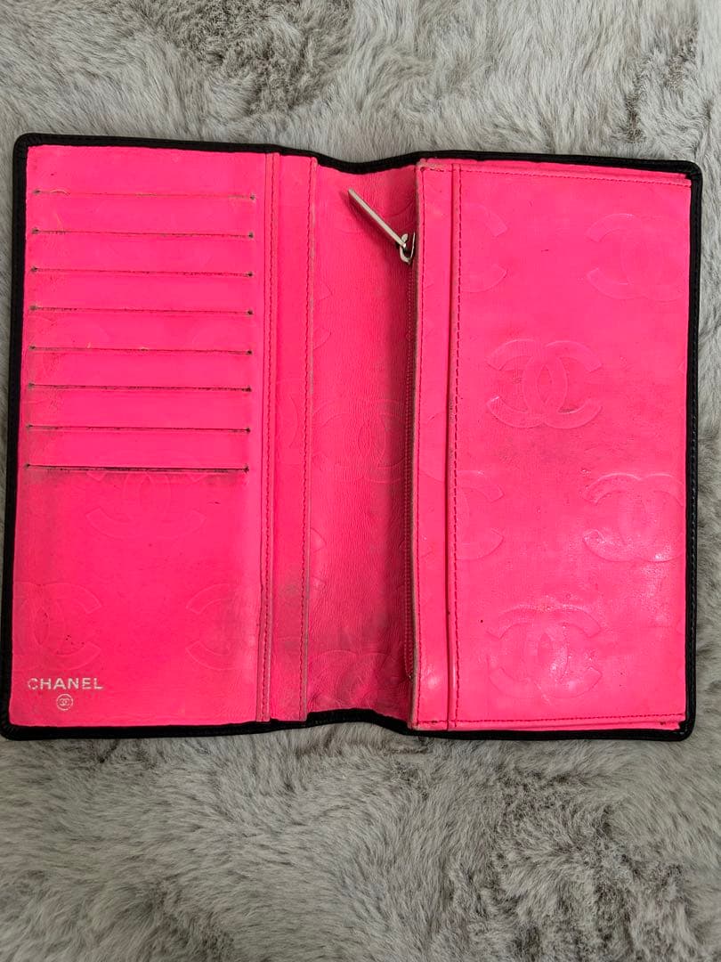 CHANEL キルティング 二つ折り財布 ブラック