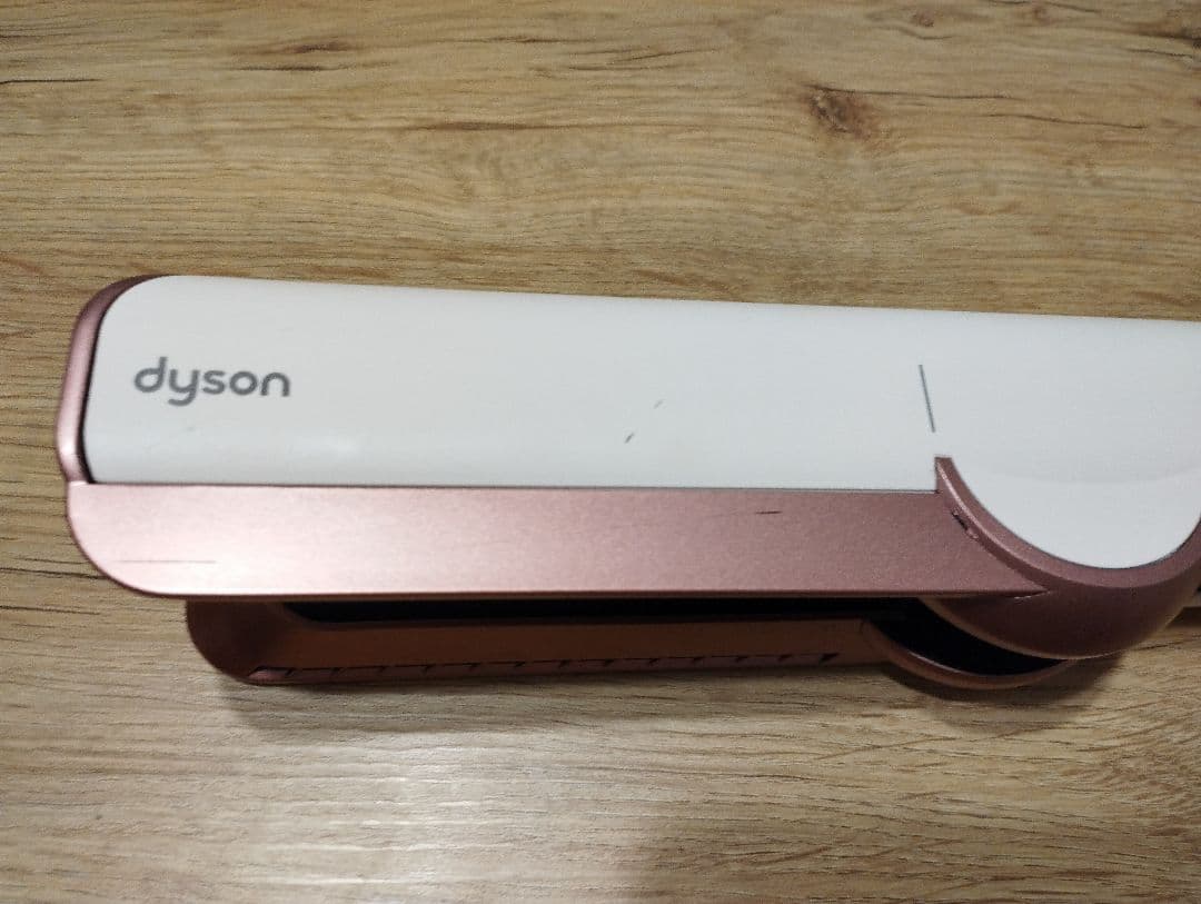 Dyson HT01 へアストレイトナー　さくらチェリー