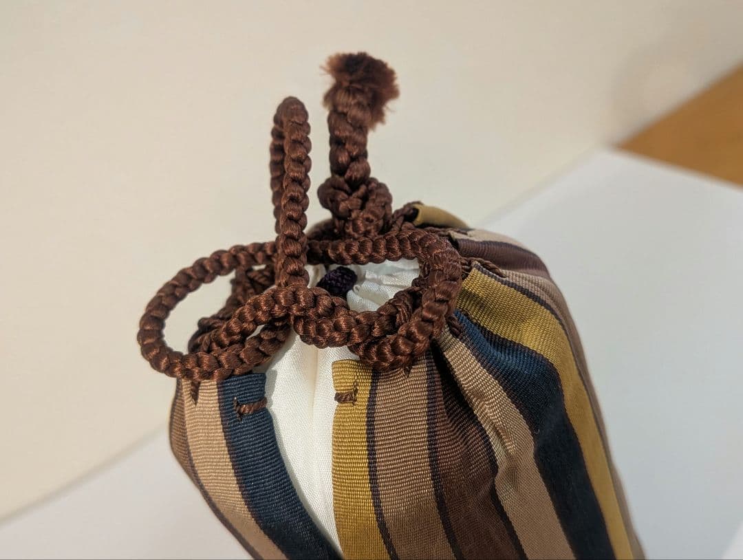 『鬼丸碧山』高取焼　茶入　仕覆　茶道具　替え仕覆　耳付き　栞しおり鬼丸雪山窯