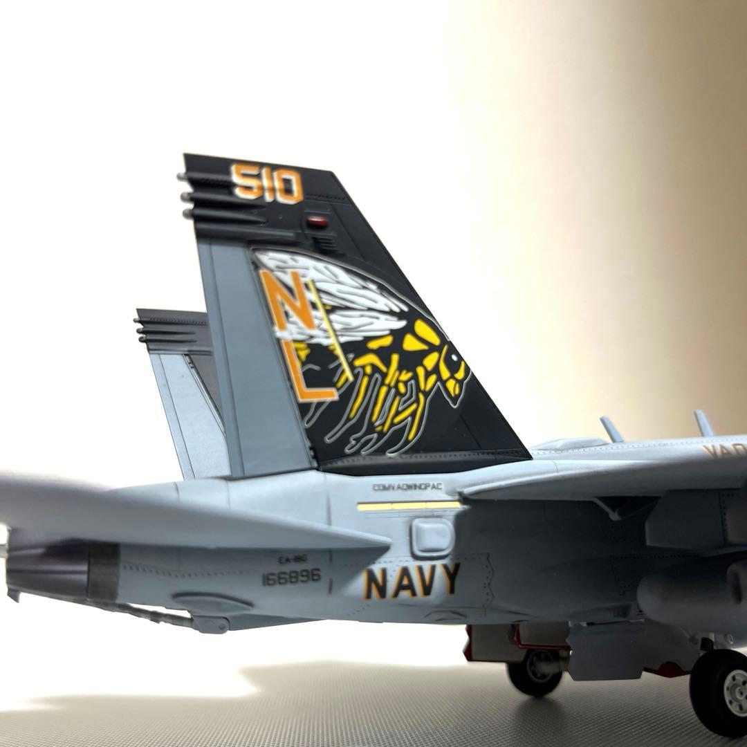 プラモデル完成品1/72EA-18Gグラウラー