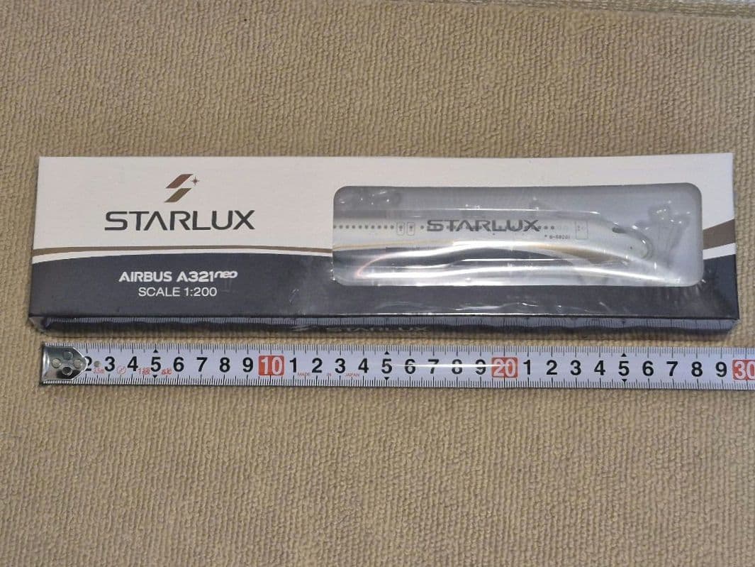 1/200 HOGAN　STARLUX　AIRBUS A321neo　模型