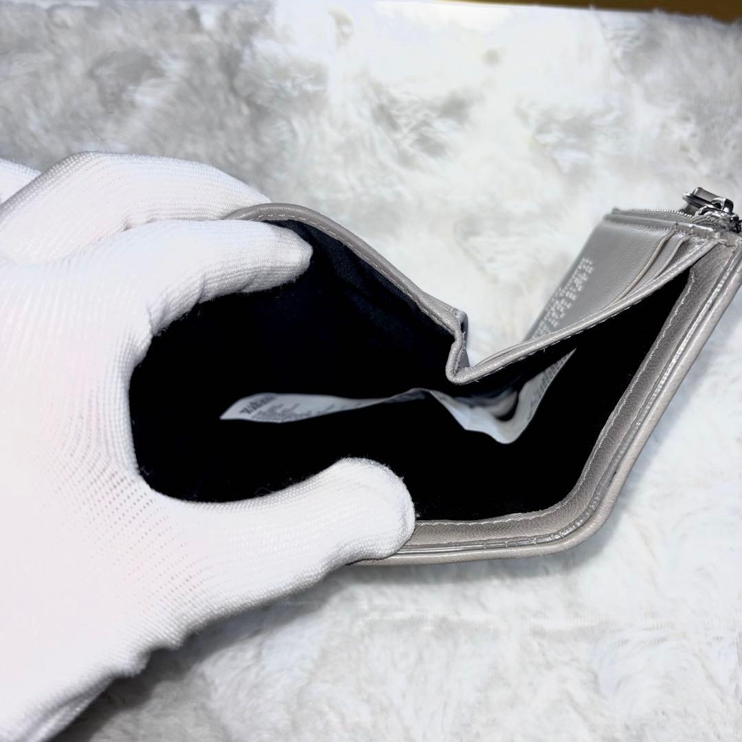 美品✨　【マルジェラ】折り財布 グラムスラム カレンダー オールレザー グレー