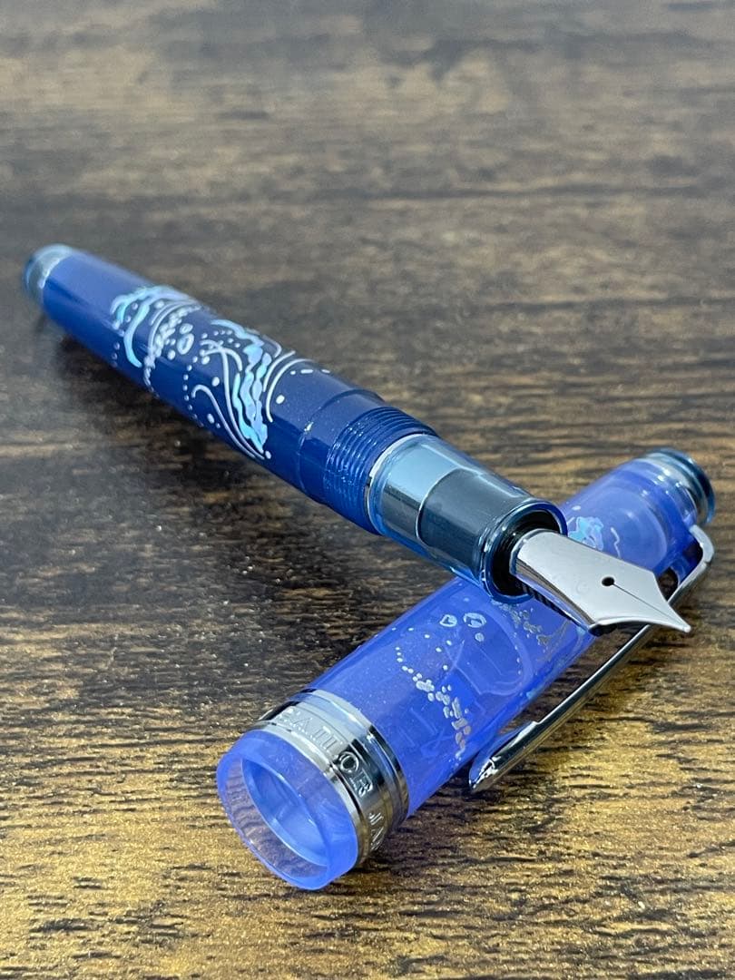 未使用　カ.クリエ プレミアムクロス×プロフェッショナルギアスリム 海月　万年筆