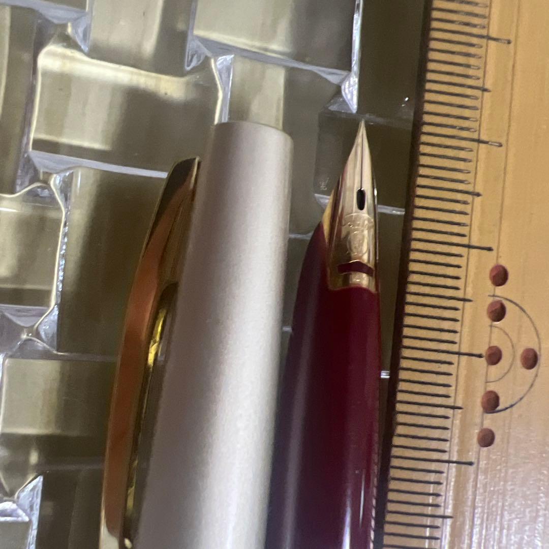 SAILOR廃盤品 万年筆　赤　14k細