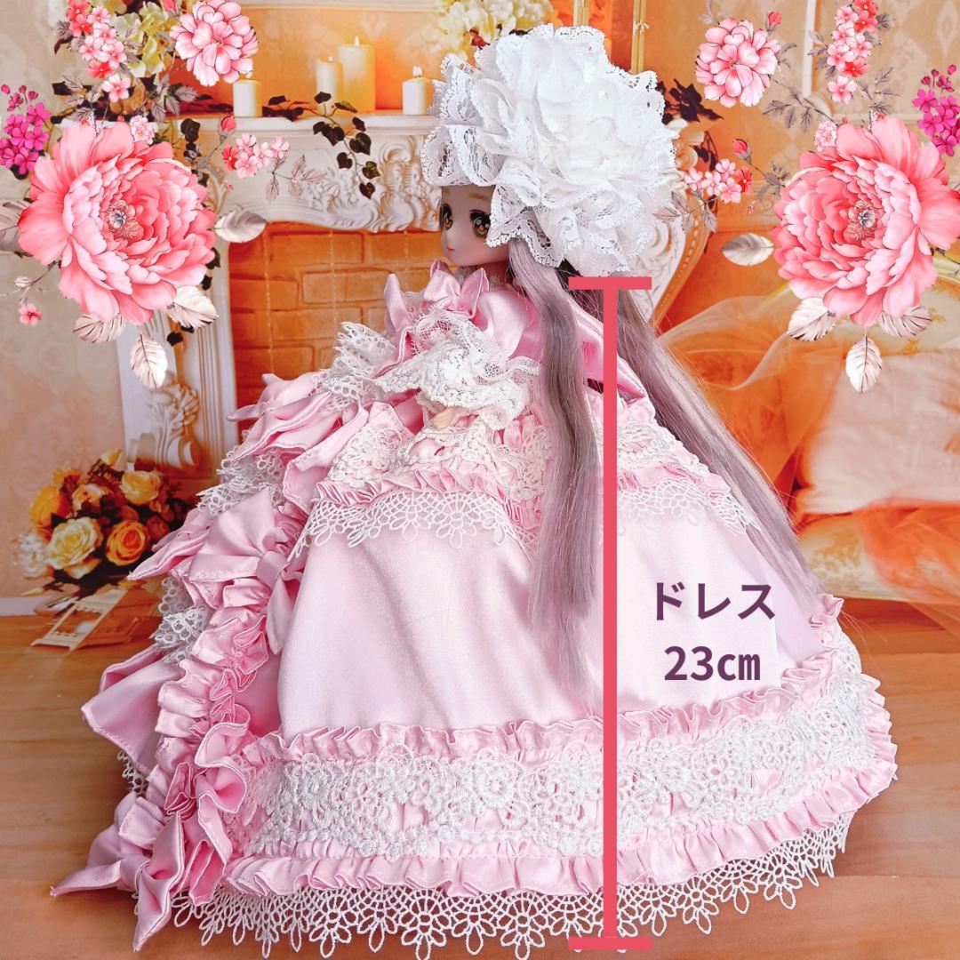 ミリィ　リカちゃんサイズ　ピンク　リボンのロココ調ドレス　手作り　ドール服