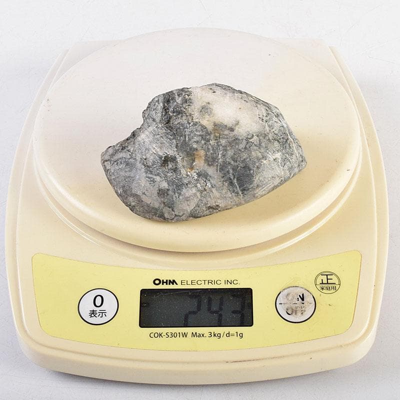 天然石　鑑賞石　置物　重さ約243g　N　8922