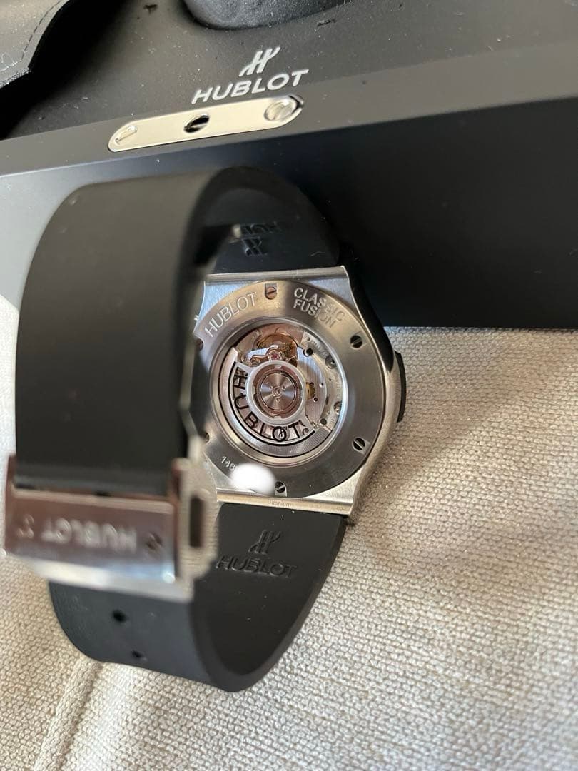 未使用品　HUBLOT クラシックフュージョン　521.NX.1171.RX