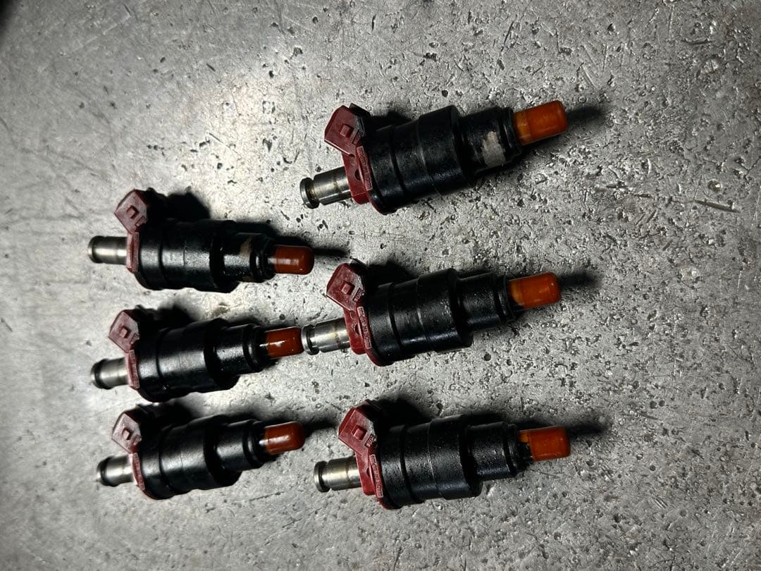 RB20DET インジェクター　一台分