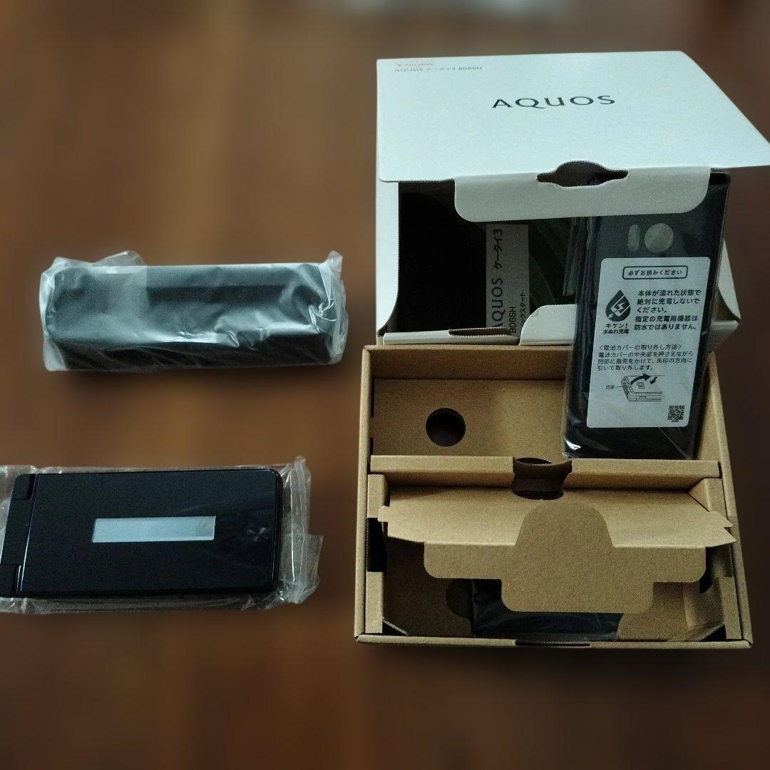 【新品同様・SIMロック解除済】AQUOS ケータイ3 806SH ブラック