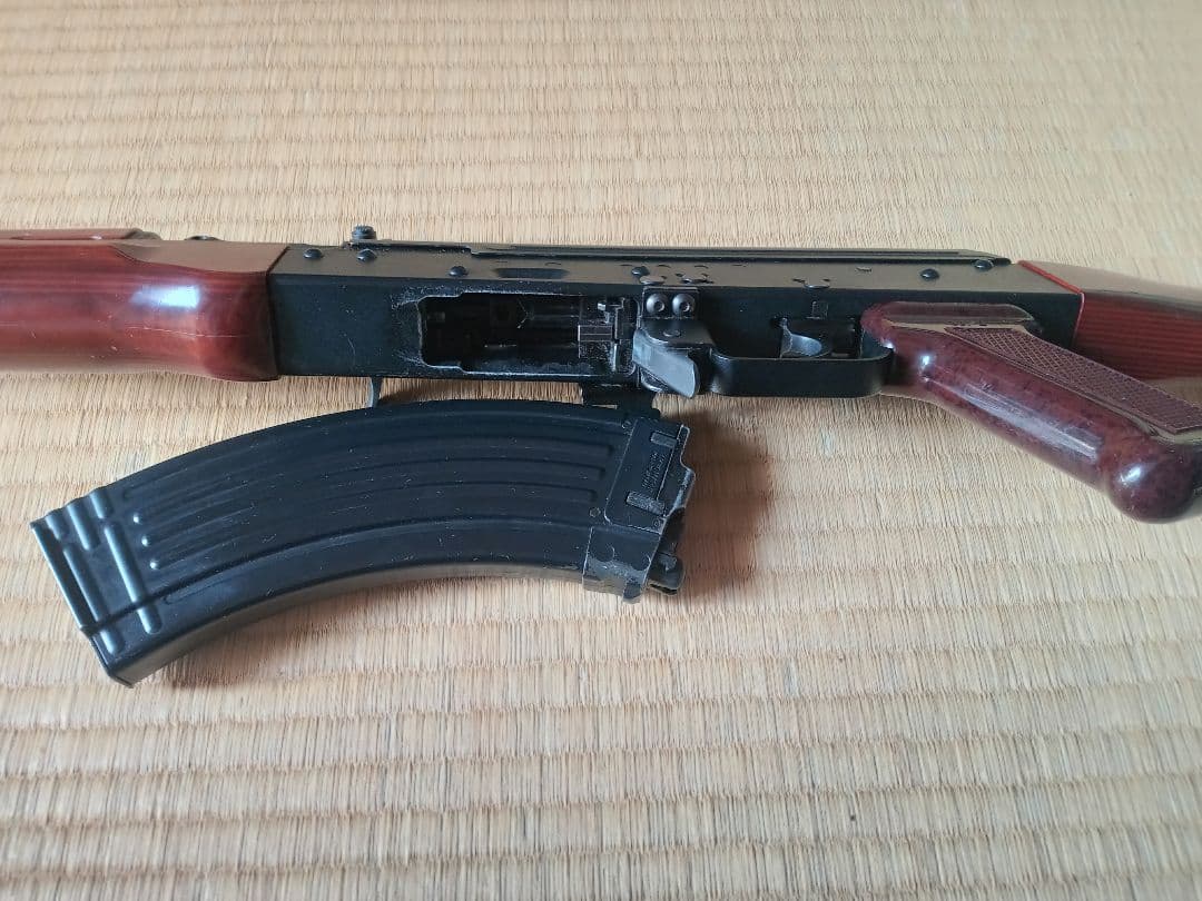 リ*サ様 東京マルイ製 AKM ガスブロ(セット)