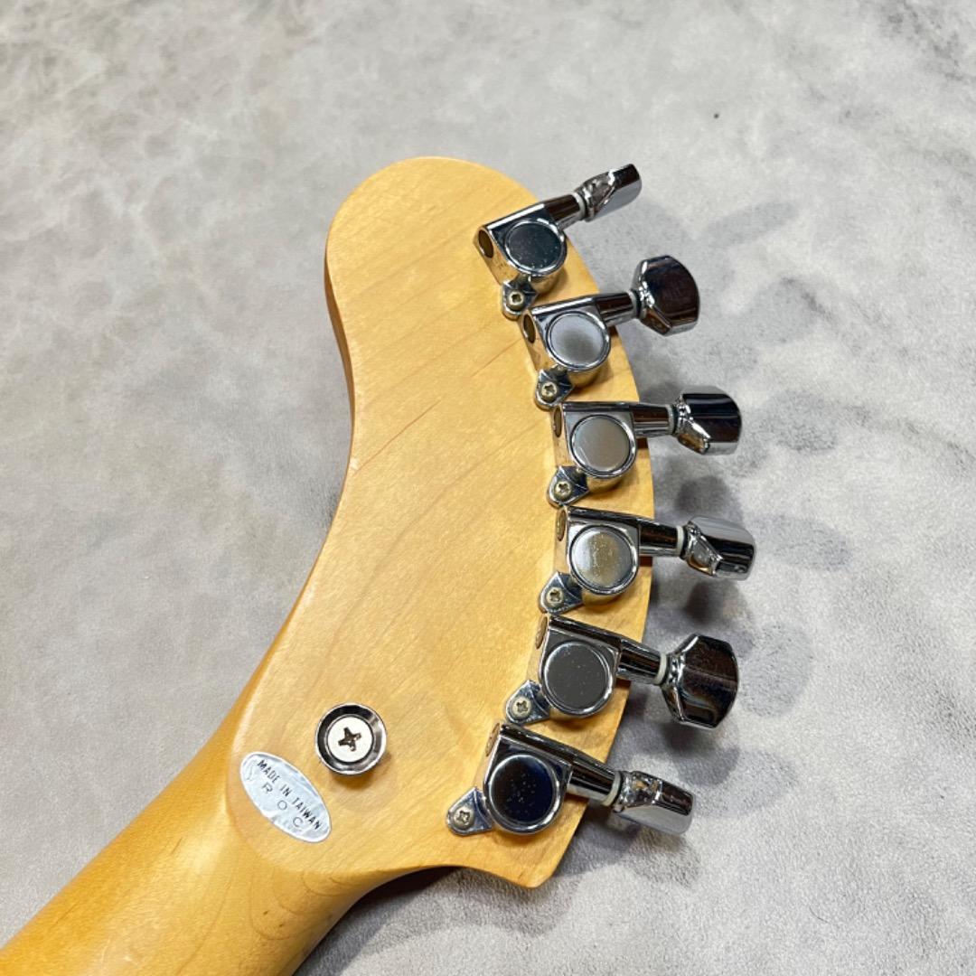 FERNANDES ZO-III レッドエレキギター