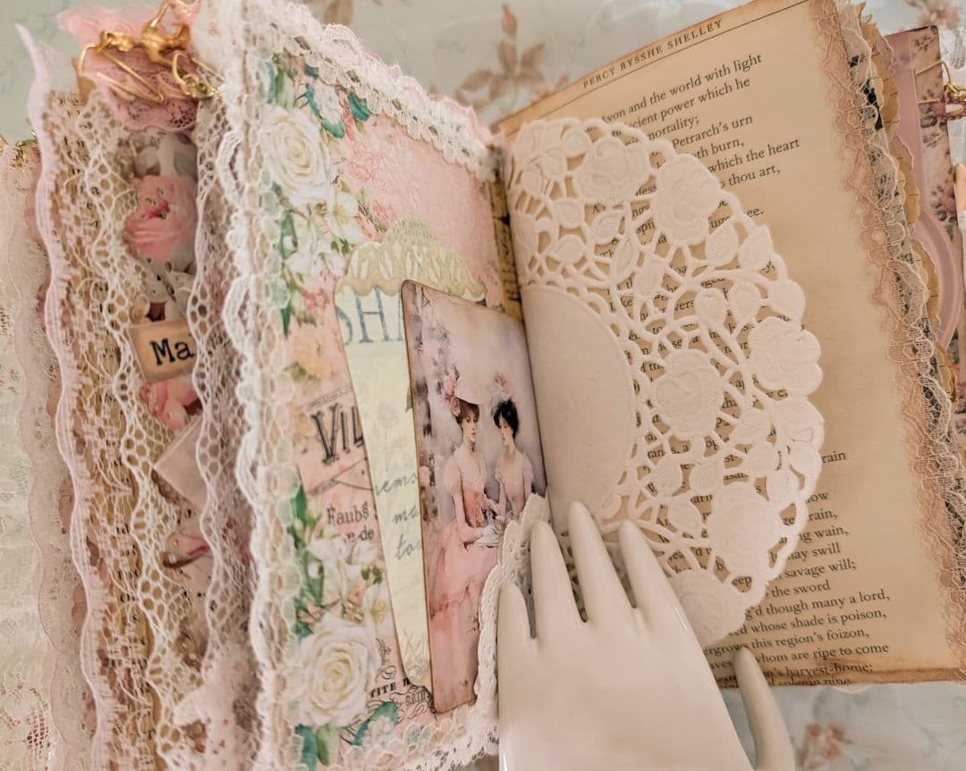 薔薇とレースのロマンチックスィートジャンクジャーナル*Charming*