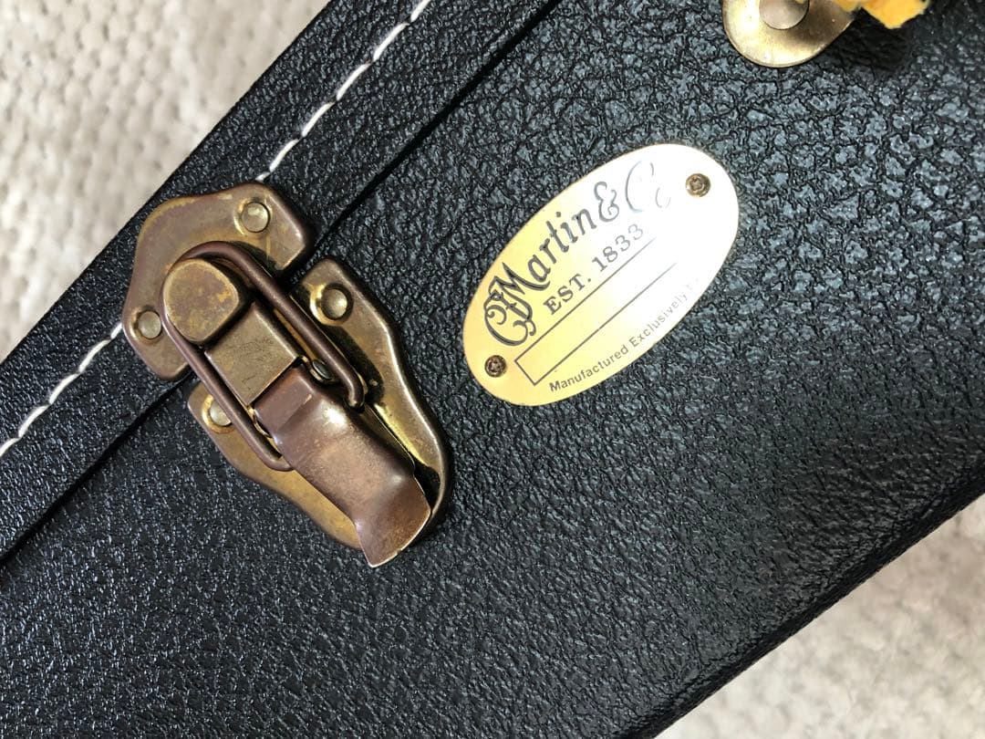 嘉彦です♪James J800ANAT アコースティックギター