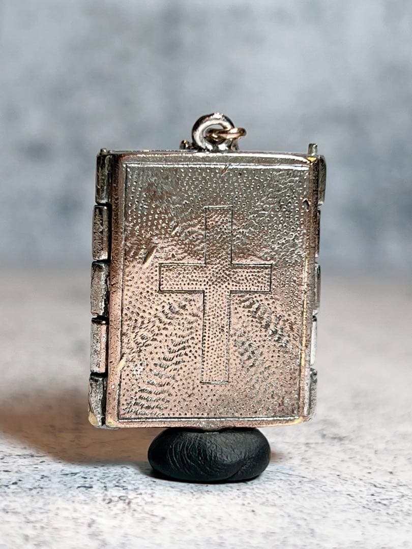 アンティーク　ホーリーバイブル　ペンダント　聖書　ヴィンテージ　イエスキリスト