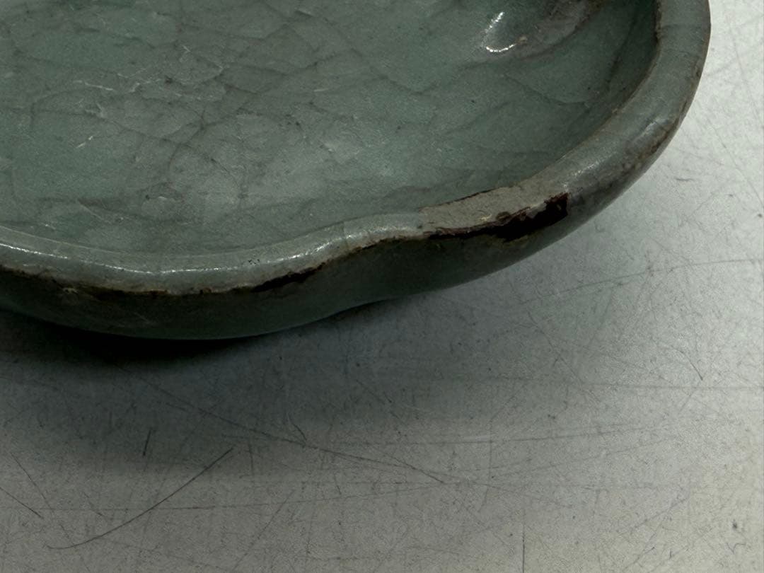 中国　宋時代　青磁海棠型小皿① 磁貫青磁　送料込み251214