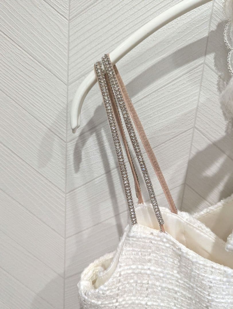 【an】キャバドレス M ホワイト クロスストラップ マーメイド