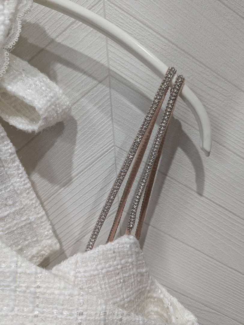 【an】キャバドレス M ホワイト クロスストラップ マーメイド