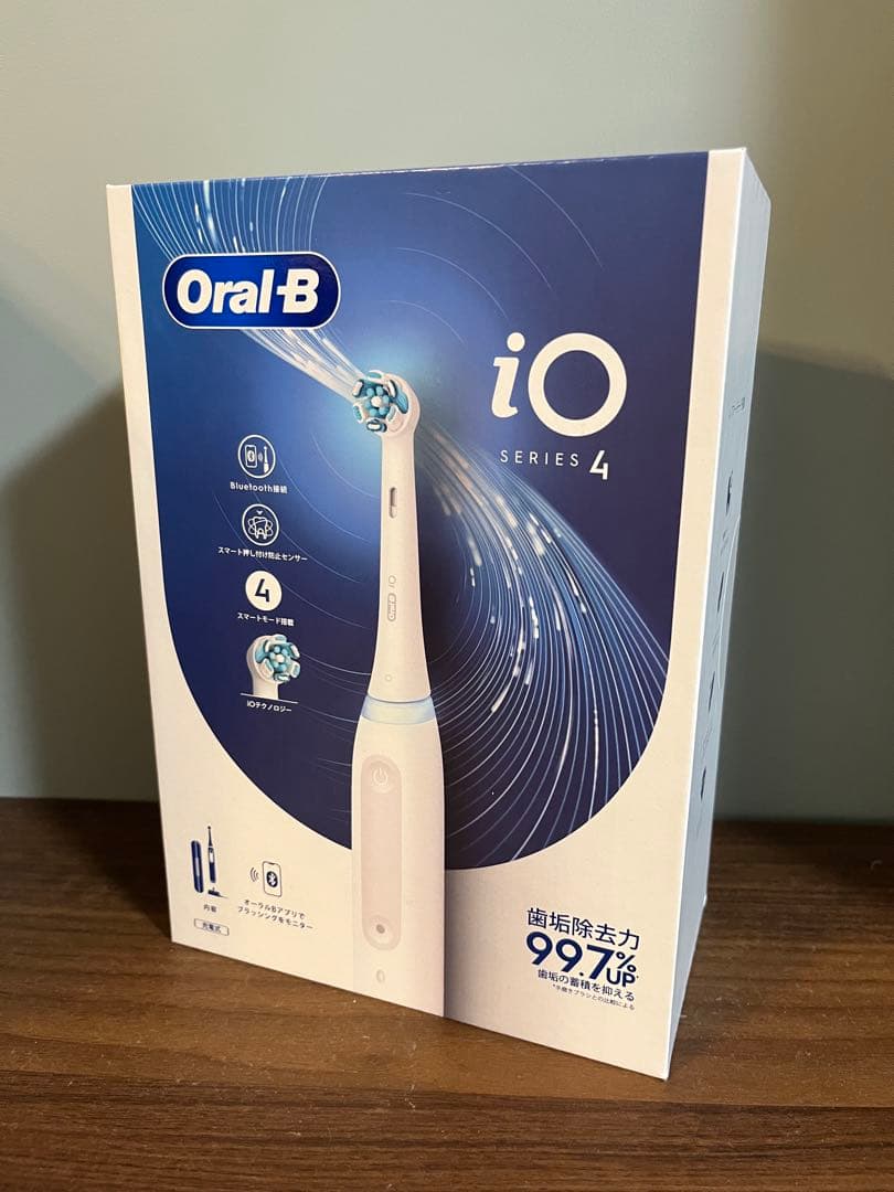 【新品未開封】電動歯ブラシ ブラウンOral-B iO4クワイトホワイト
