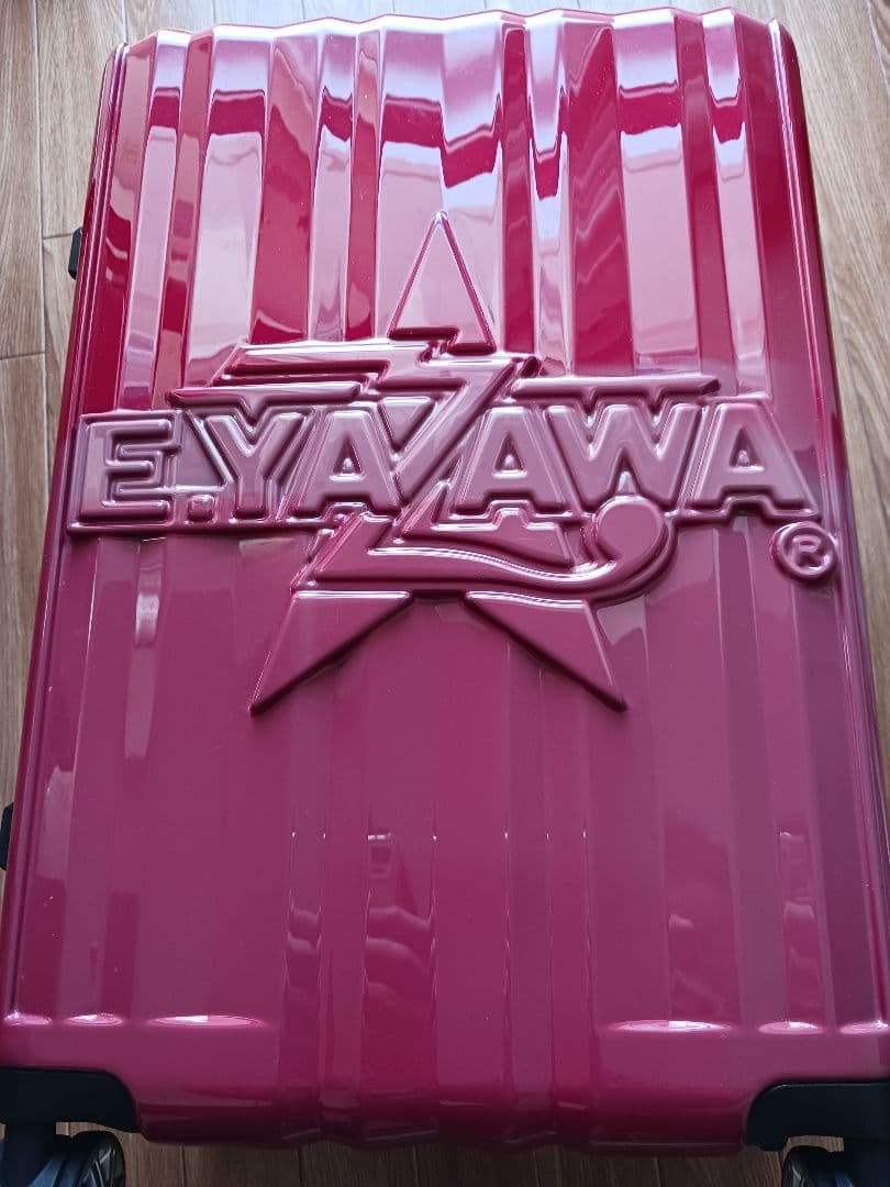 矢沢永吉E.YAZAWA 赤 キャリーケース 大型　希少品